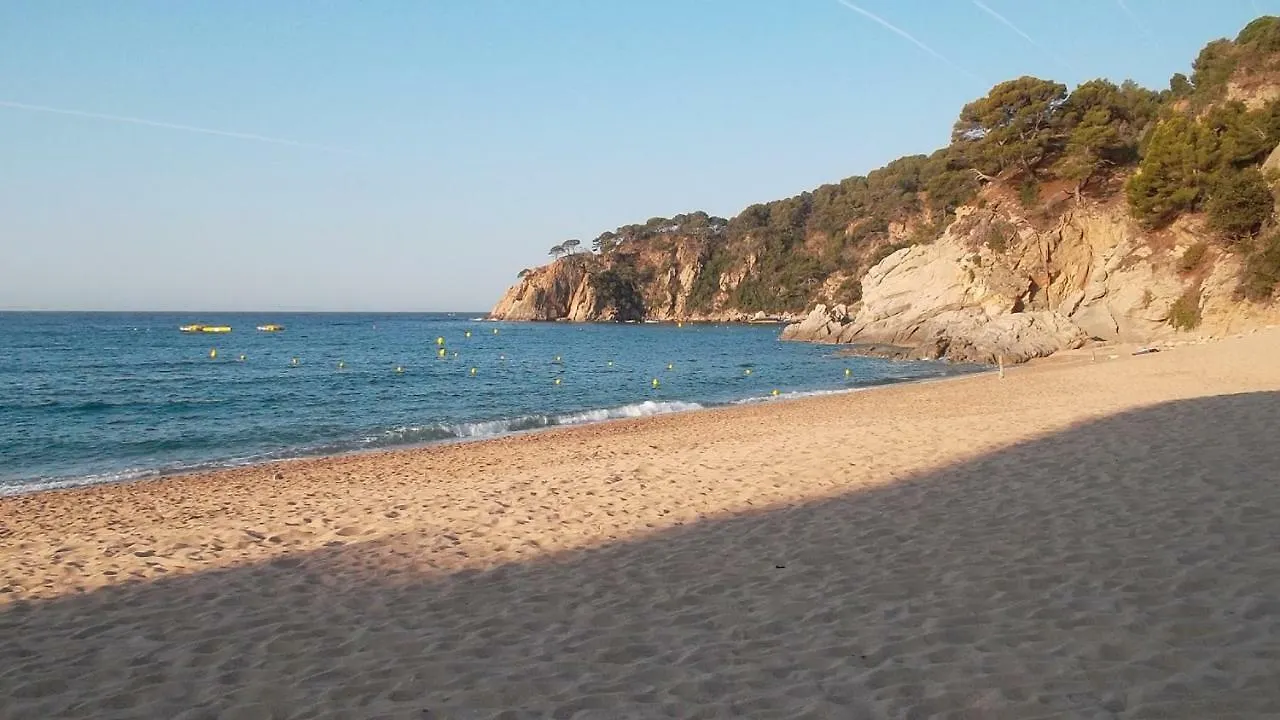 Can Jenny Tossa de Mar 0*,  İspanya